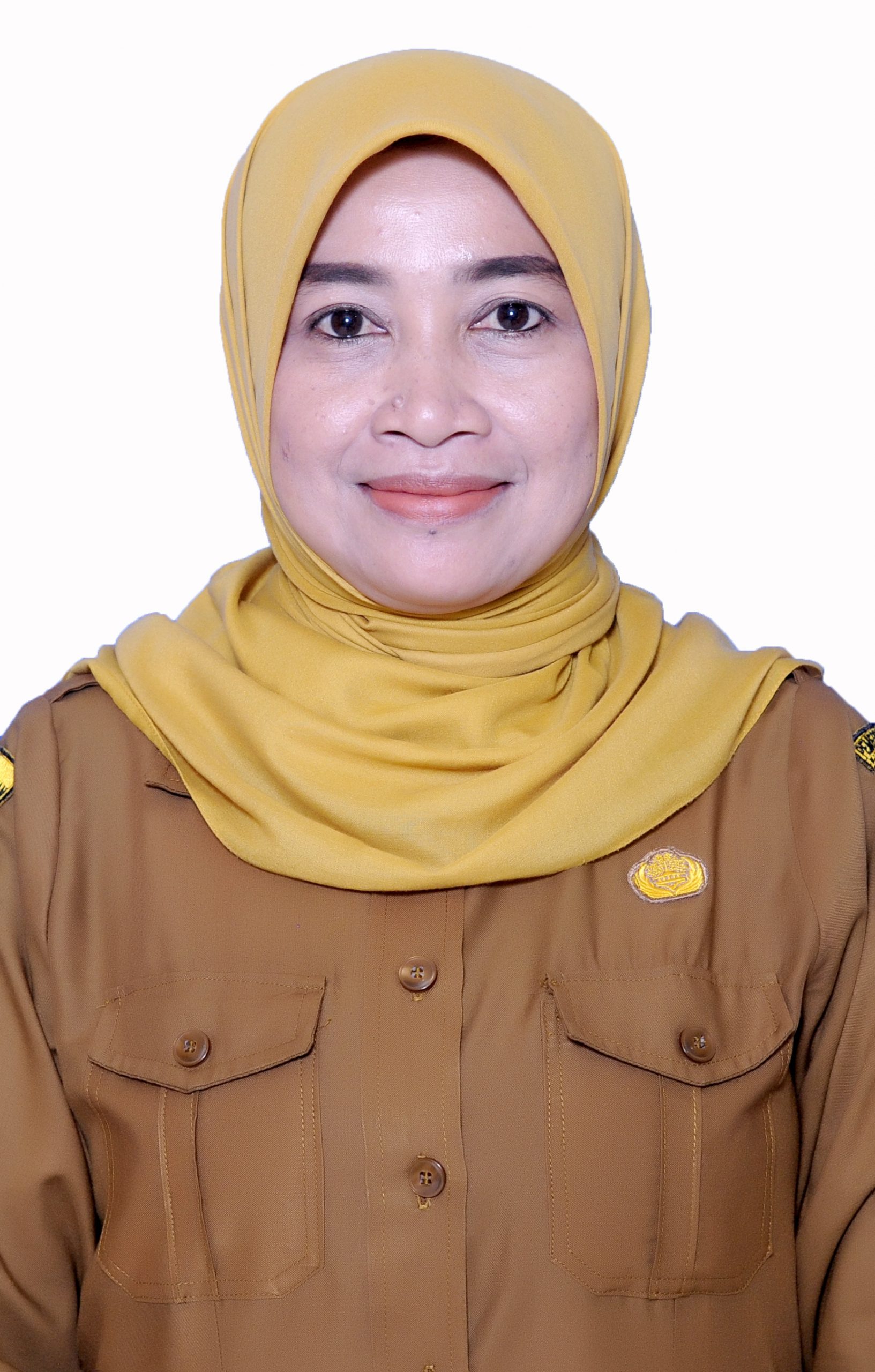 Bir ayol polni yalangoch holda yuvadi