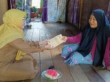 SMAN 2 Kandangan Serahkan Santunan kepada Keluarga Murid