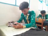 Murid Kelas XII SMANDAKA IkutiTry Out TKA dari Penerbit Erlangga